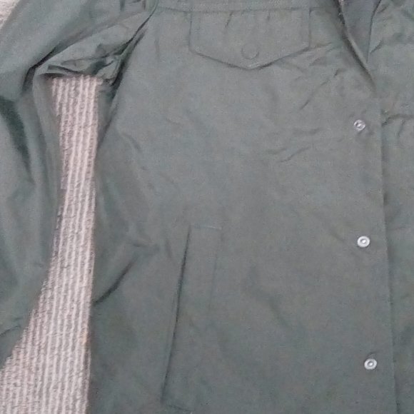 UGG Keagan Nylon Trucker/Windbreaker Jacket - Picture 7 of 10